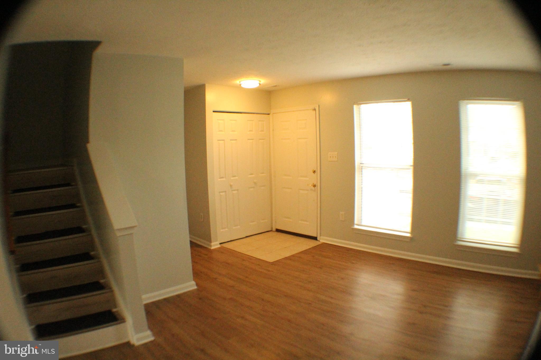 ROSECROFT COMMONS - Residential Lease