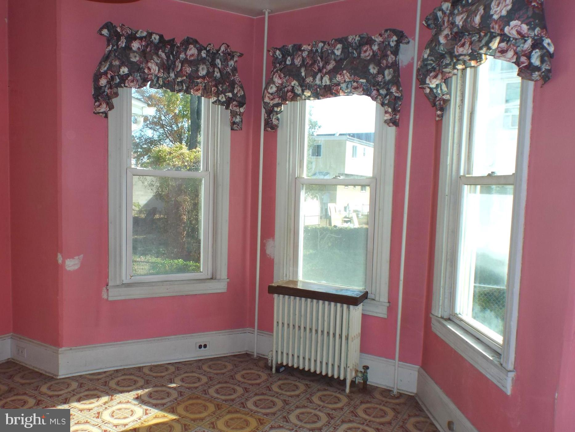 COLLINGDALE - Residential