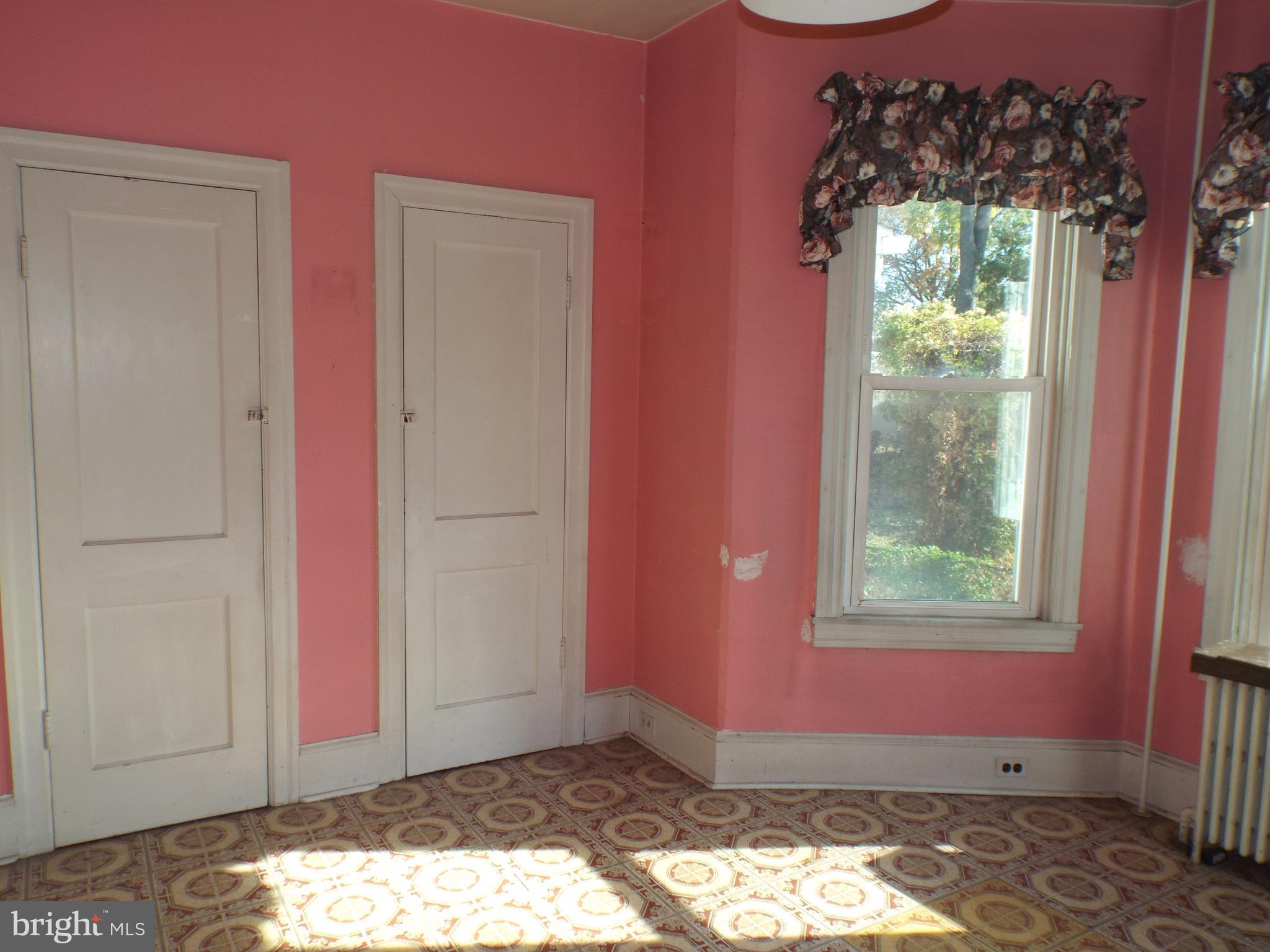 COLLINGDALE - Residential