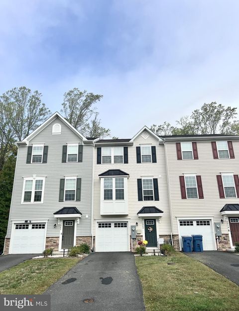 Photo of 2060 Rivers Drive, NEWARK, DE 19702 (MLS # DENC2090864)