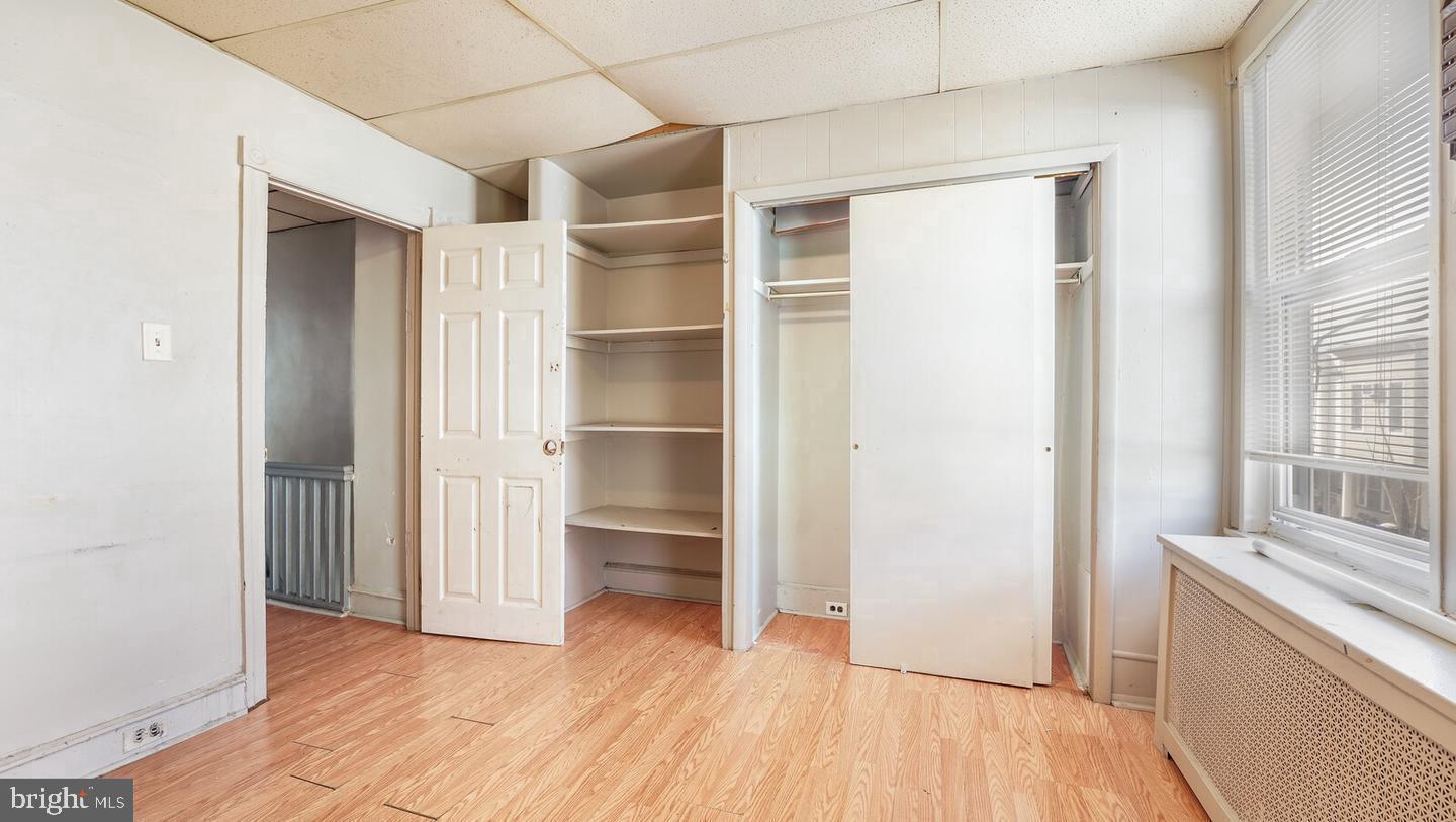 WHITMAN - Residential