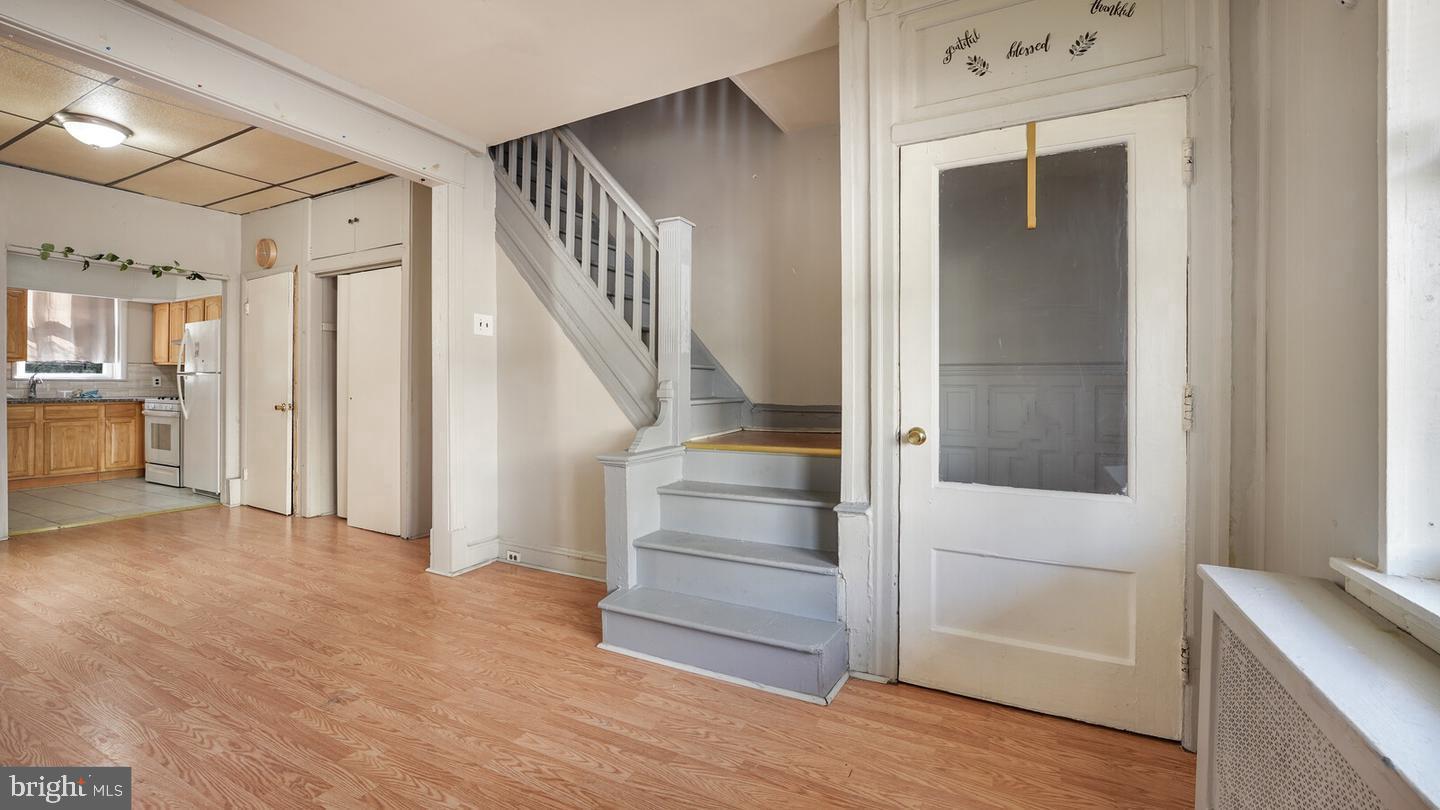 WHITMAN - Residential