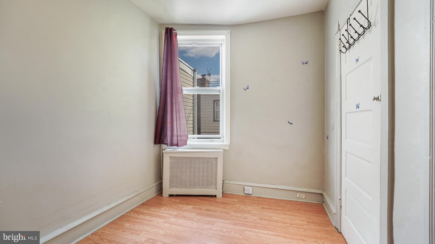 WHITMAN - Residential