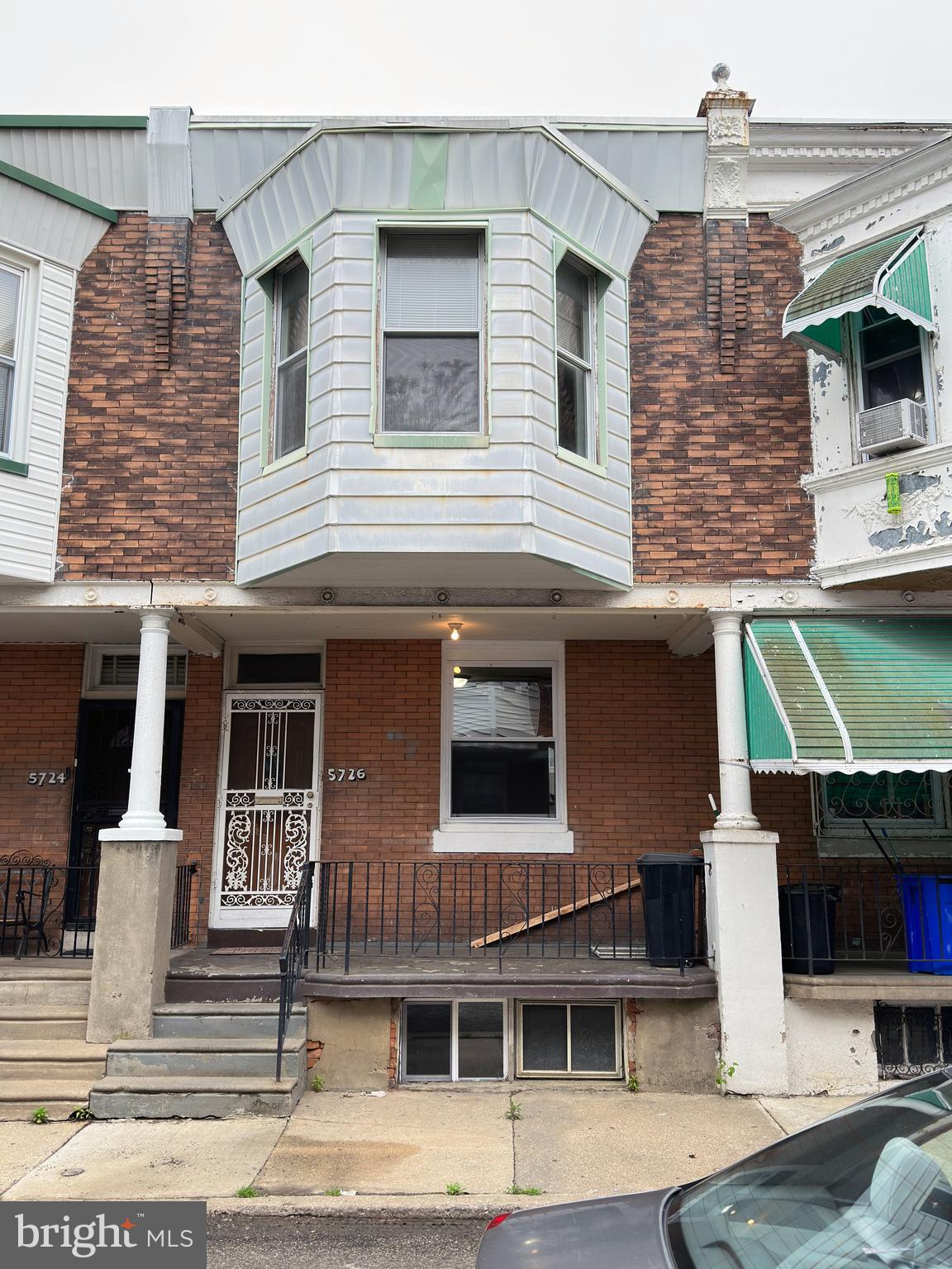 CARROLL PARK - Residential Lease