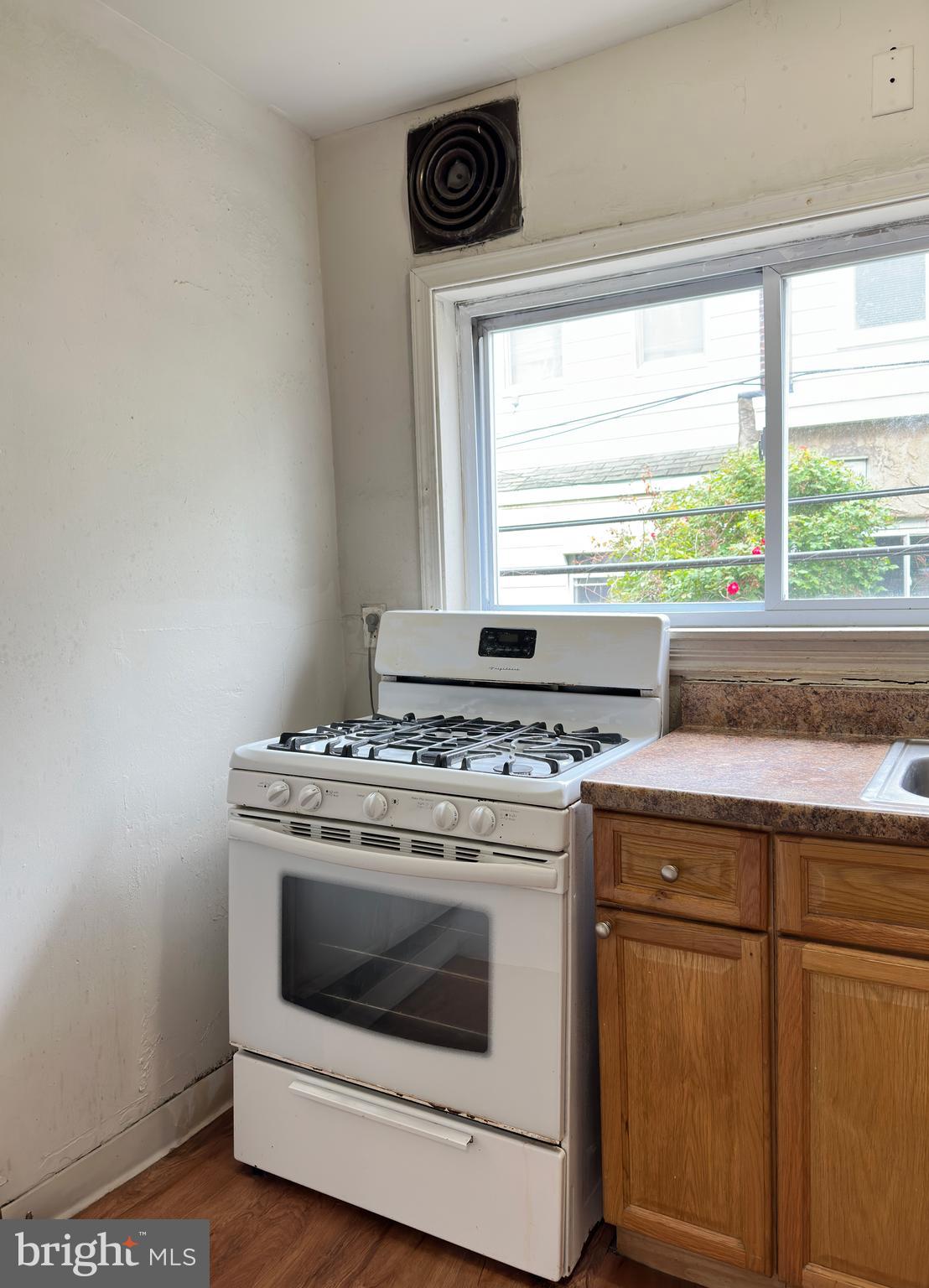 CARROLL PARK - Residential Lease