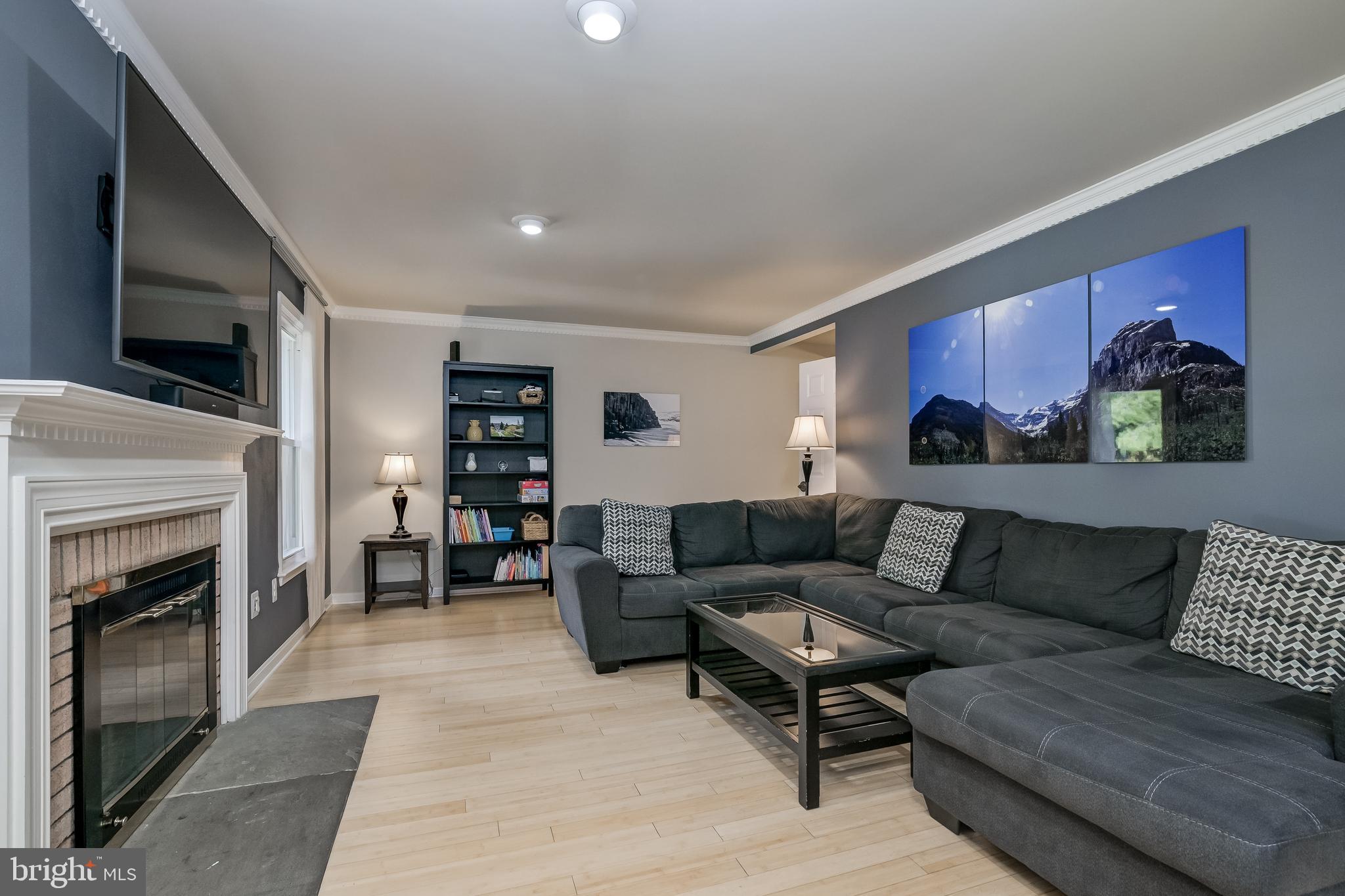 OAK SPRINGS - Residential