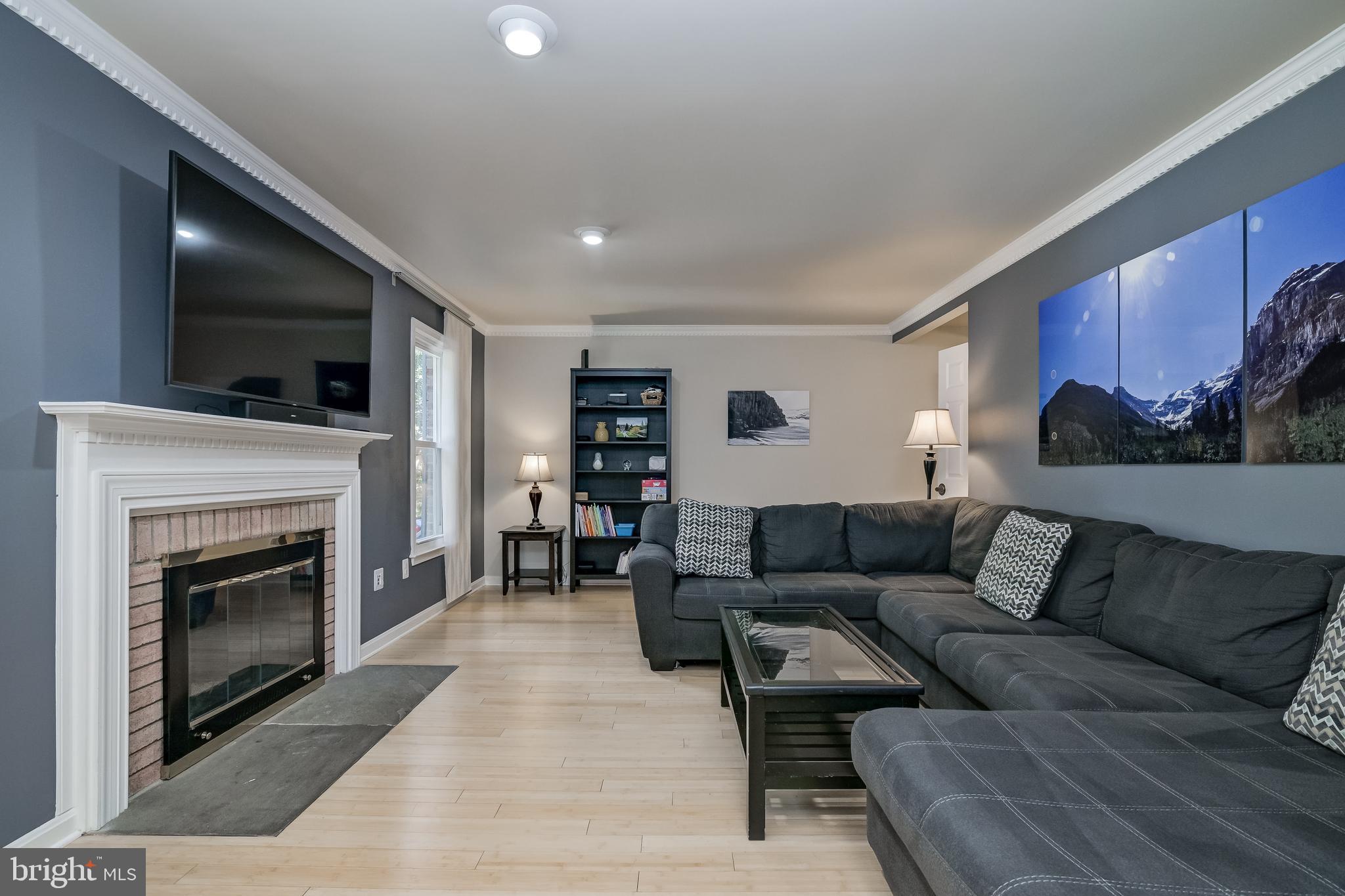 OAK SPRINGS - Residential