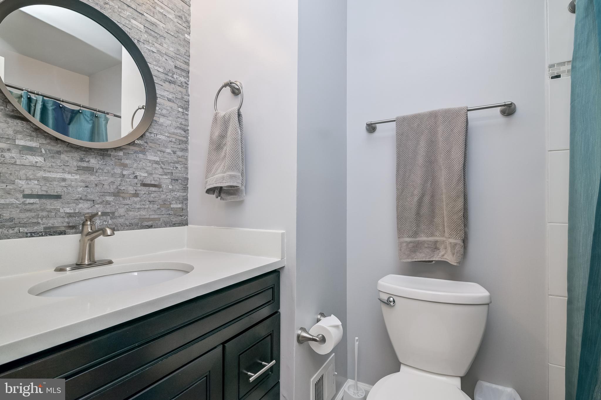 OAK SPRINGS - Residential