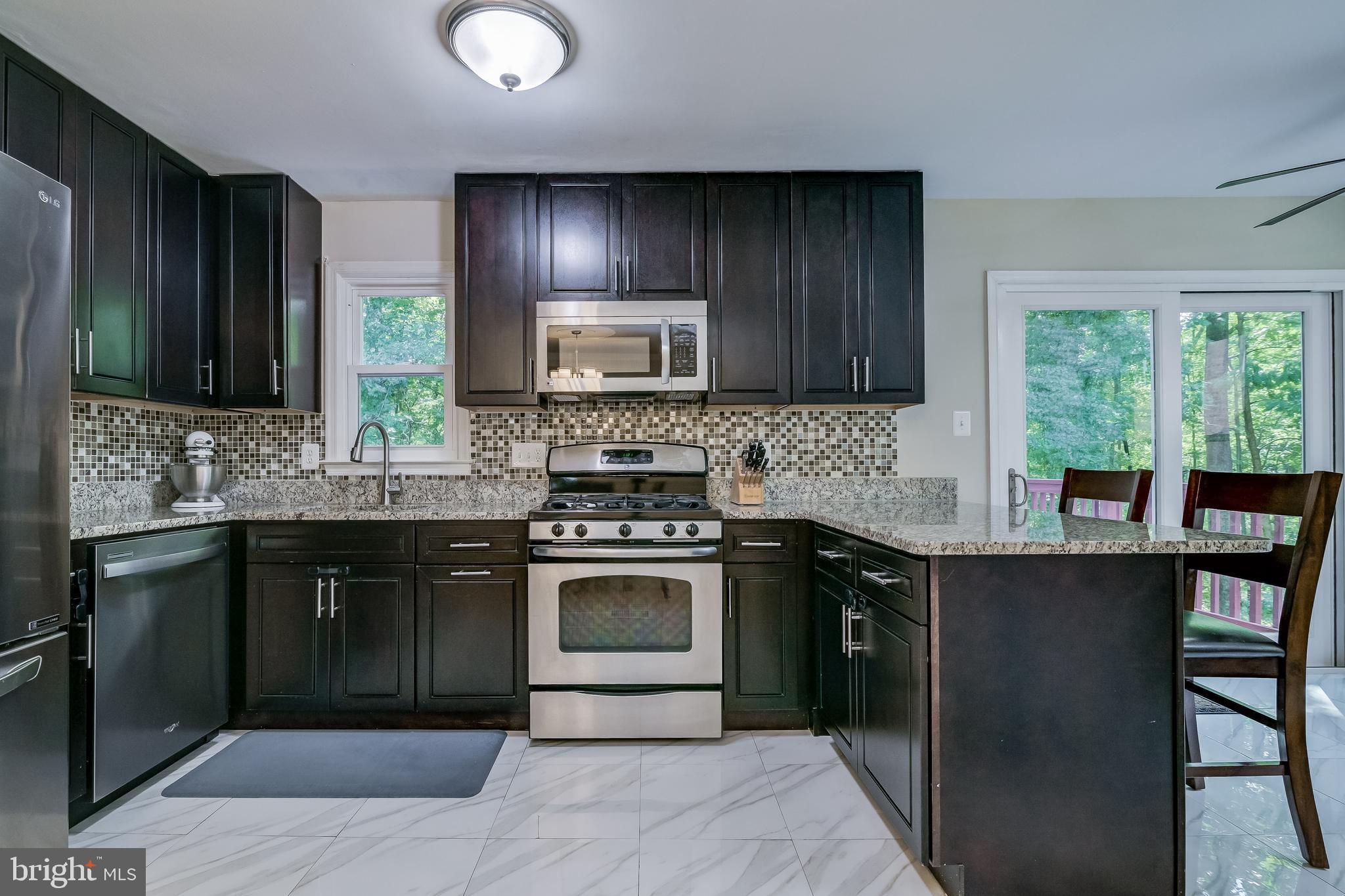 OAK SPRINGS - Residential