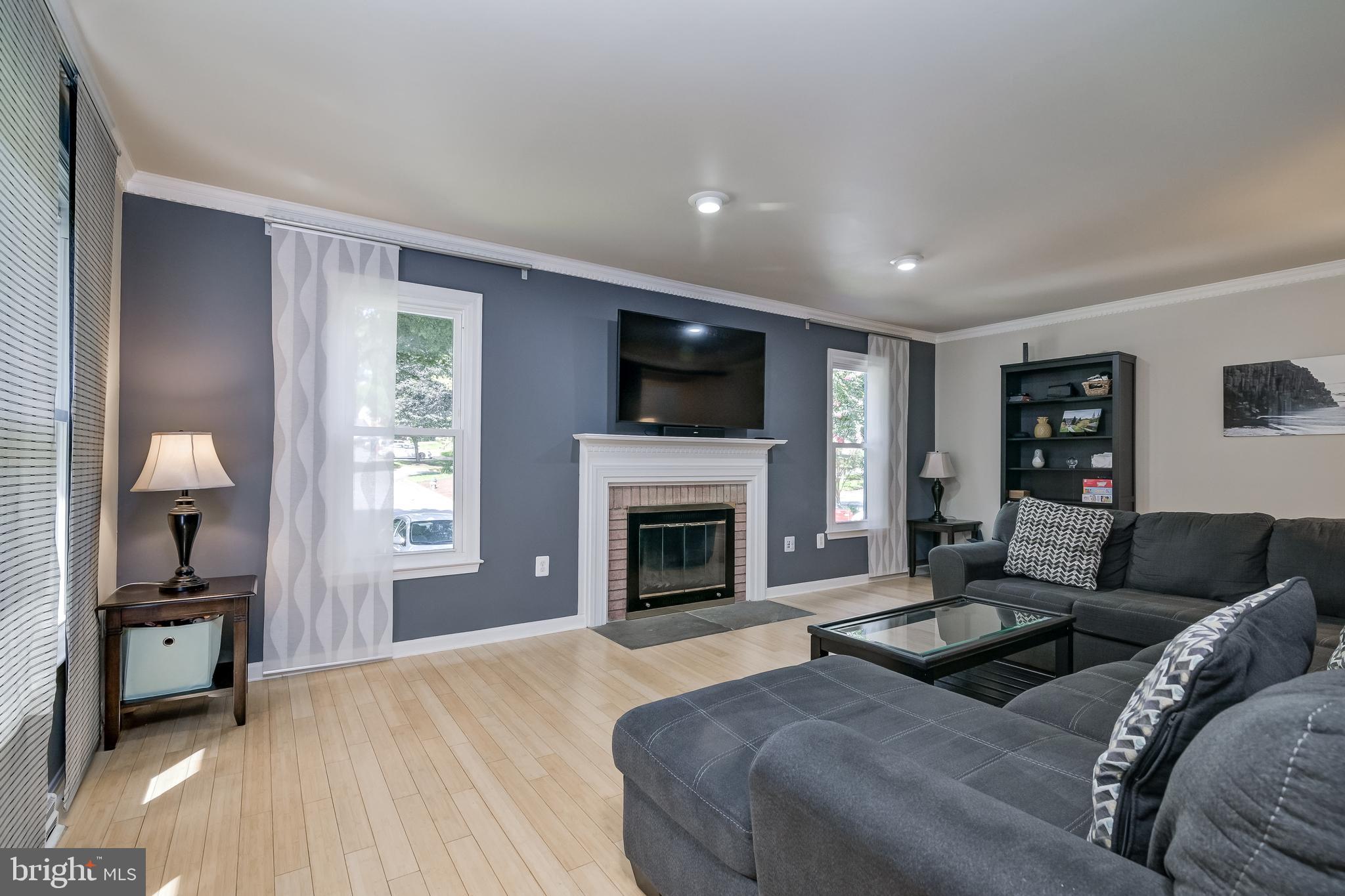 OAK SPRINGS - Residential