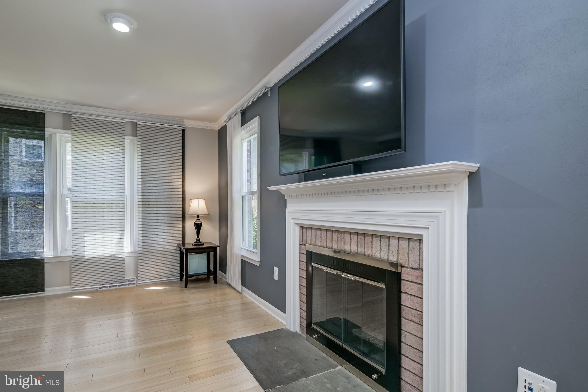 OAK SPRINGS - Residential