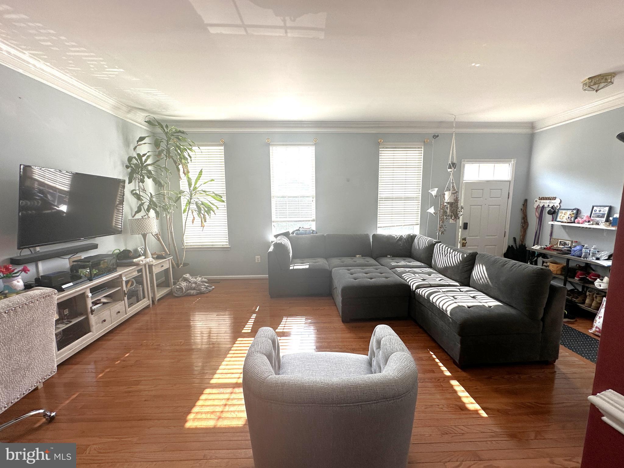 SOUTH RIDING - Residential Lease