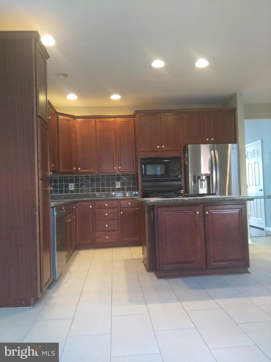 SOUTH RIDING - Residential Lease