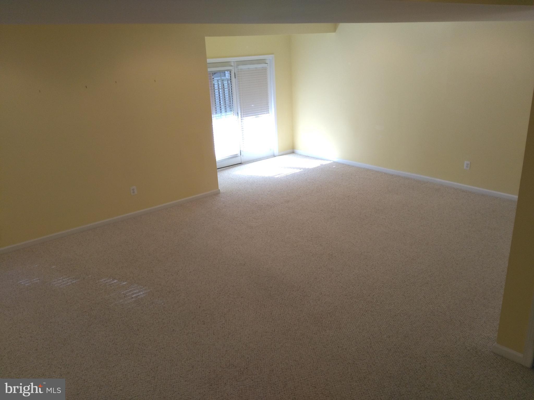 SOUTH RIDING - Residential Lease