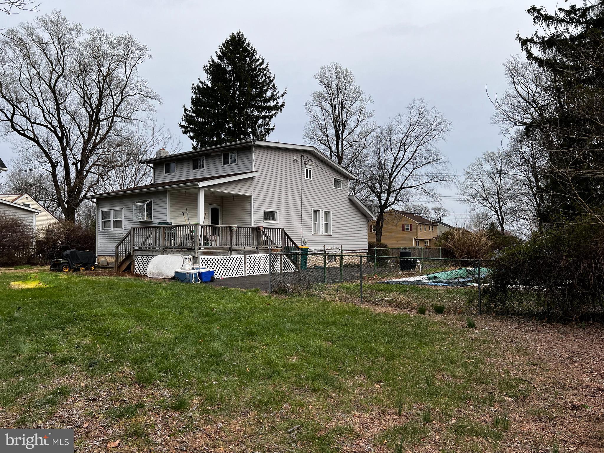 HIGHLAND PINES - Residential