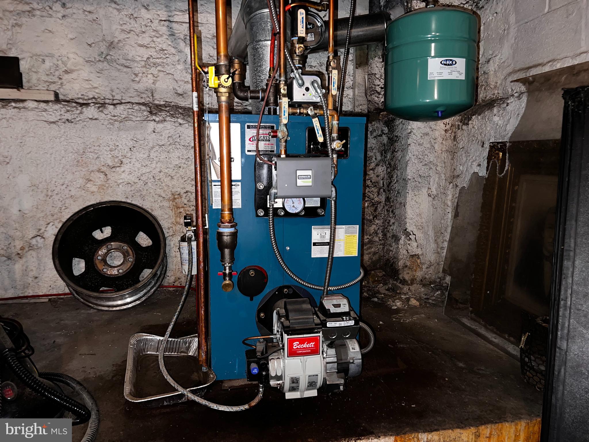 HIGHLAND PINES - Residential