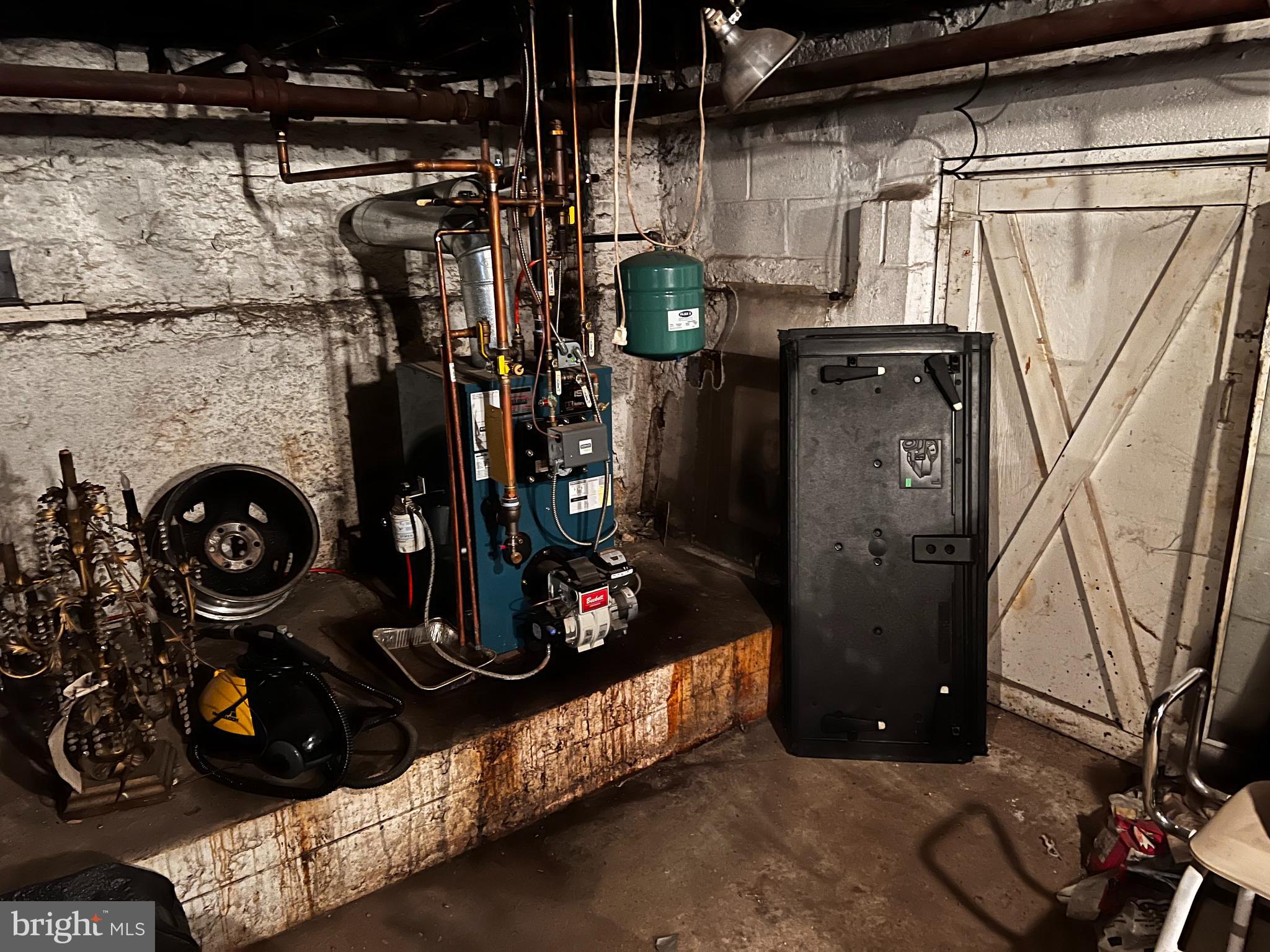 HIGHLAND PINES - Residential