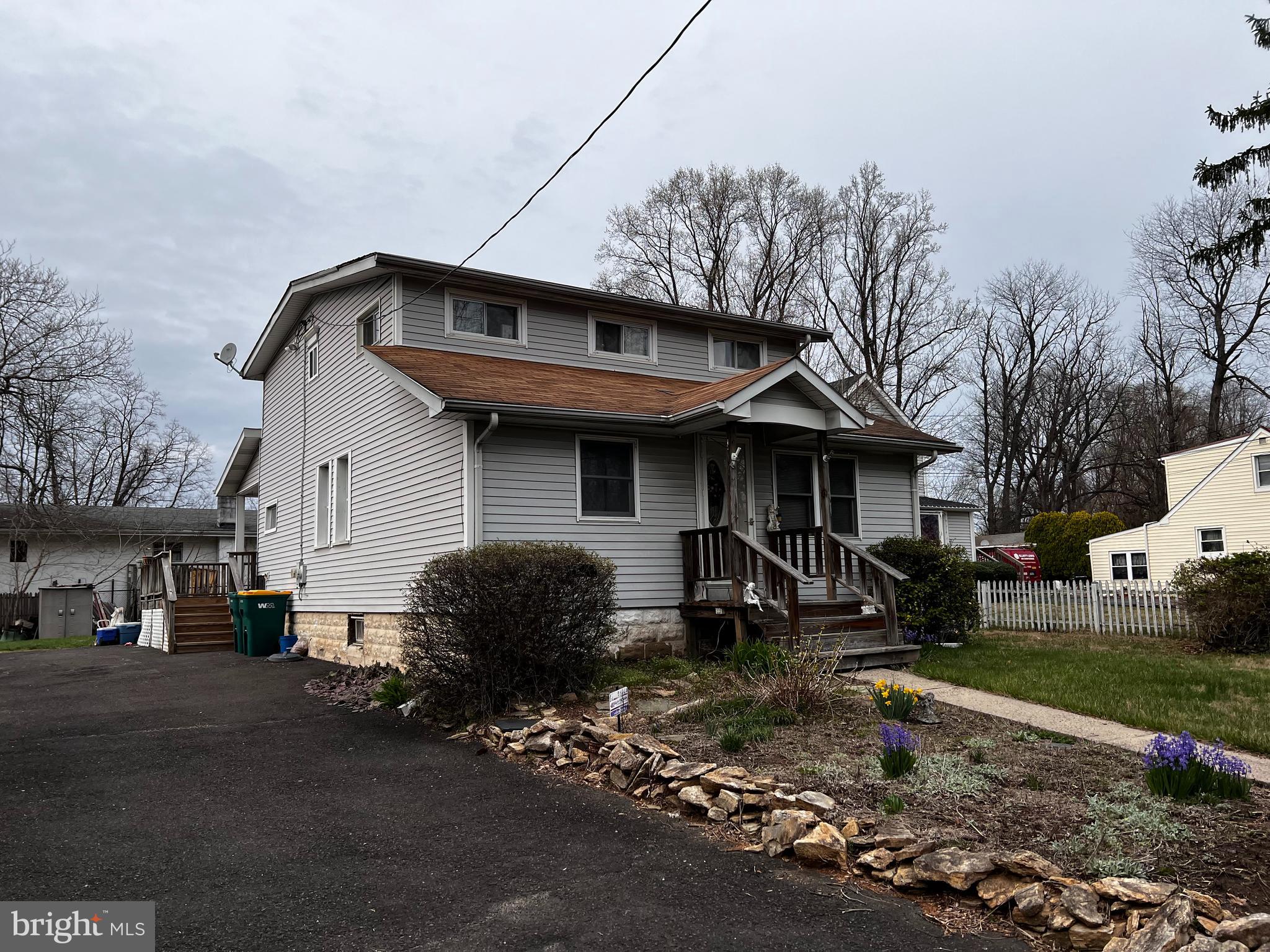 HIGHLAND PINES - Residential