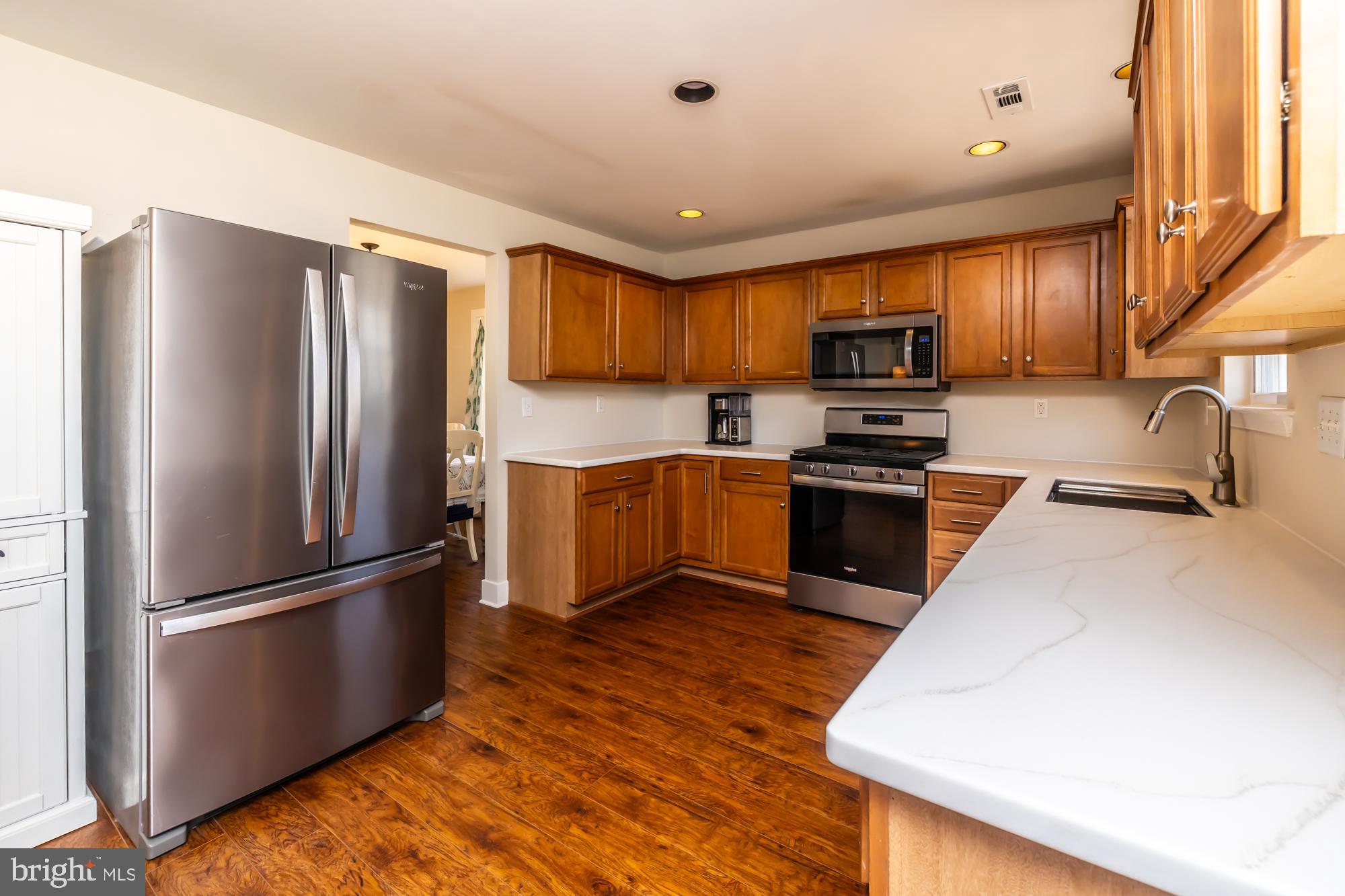 LINKS AT THORNDALE - Residential Lease