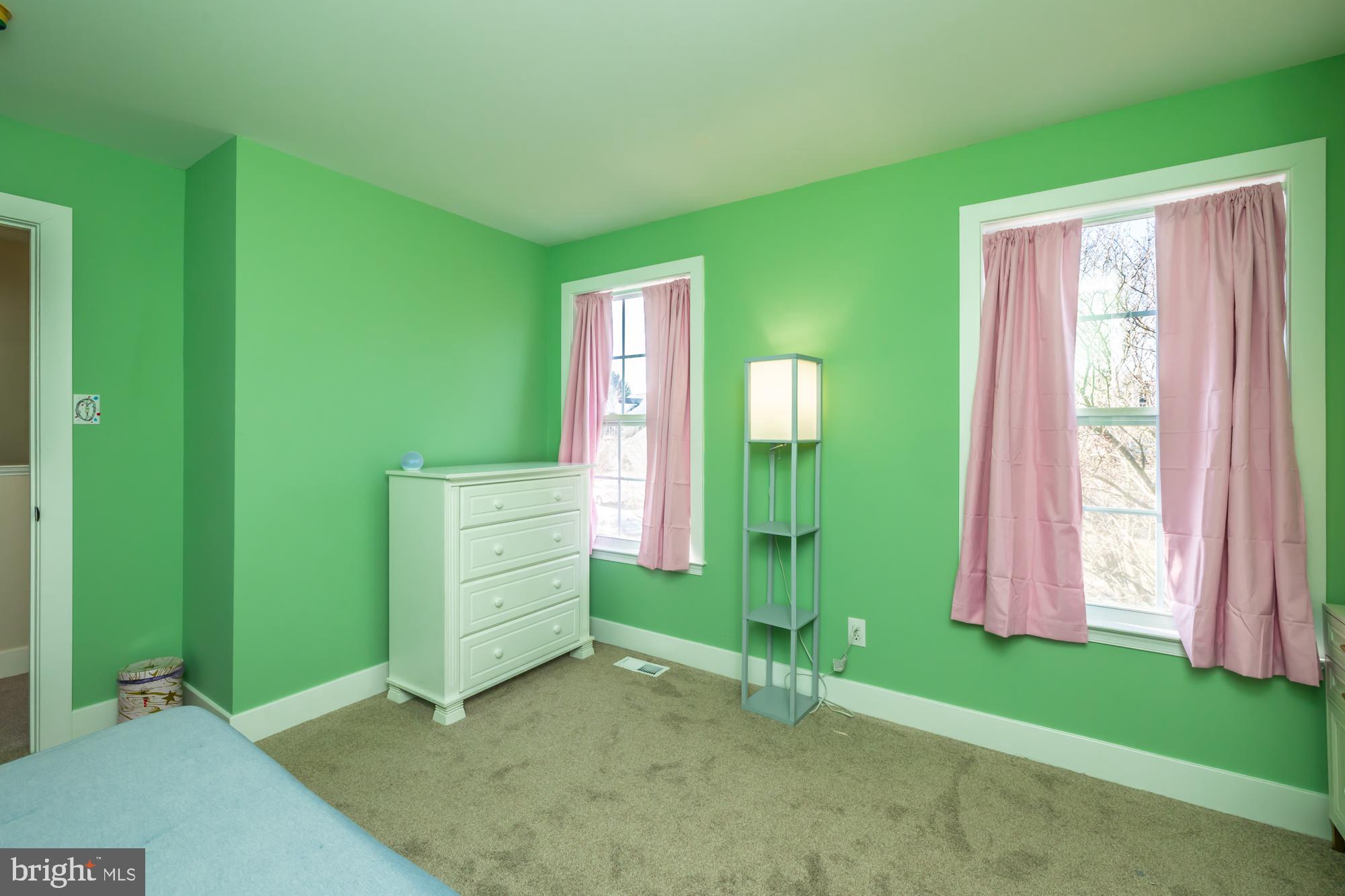 LINKS AT THORNDALE - Residential Lease