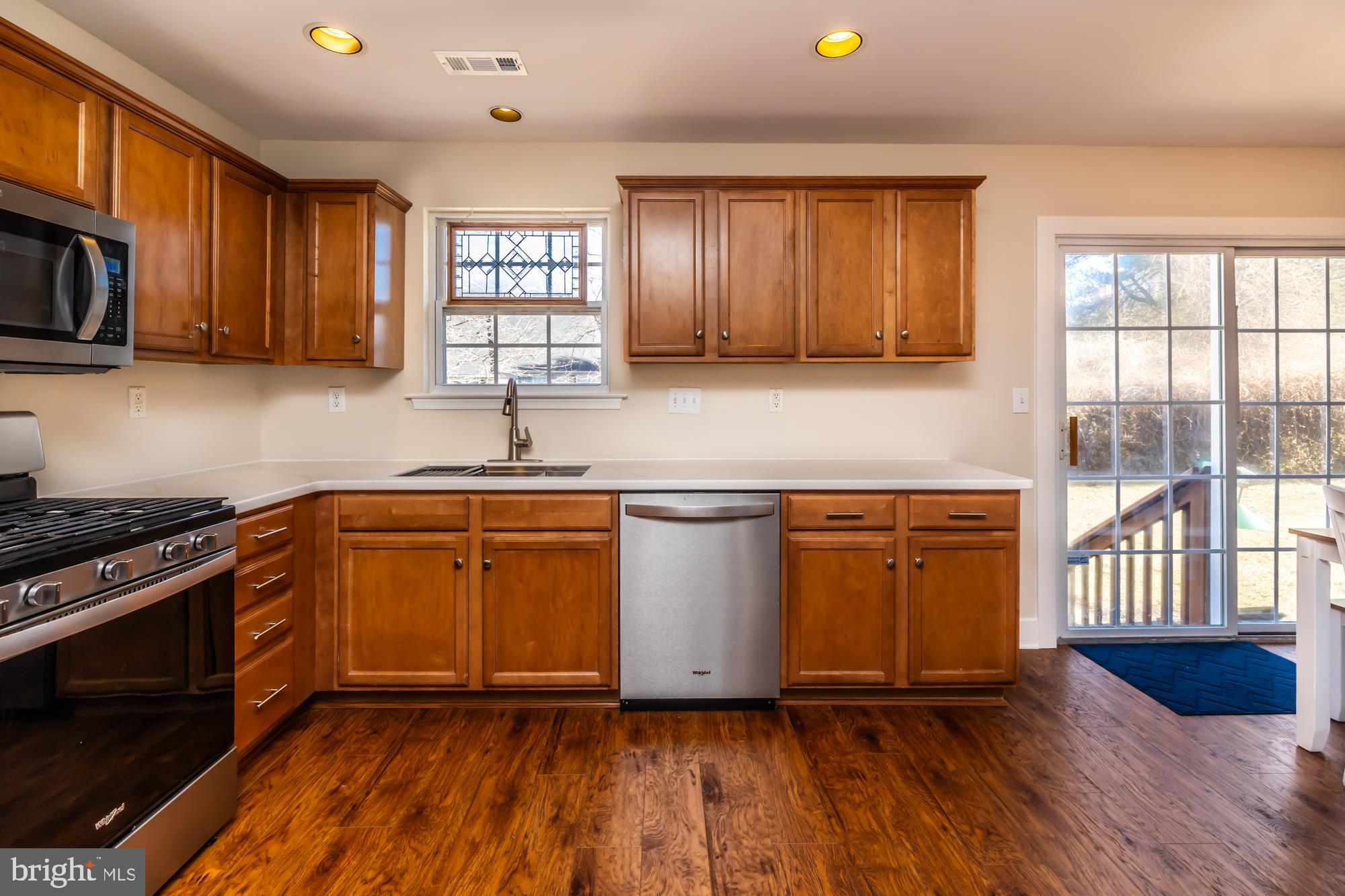 LINKS AT THORNDALE - Residential Lease