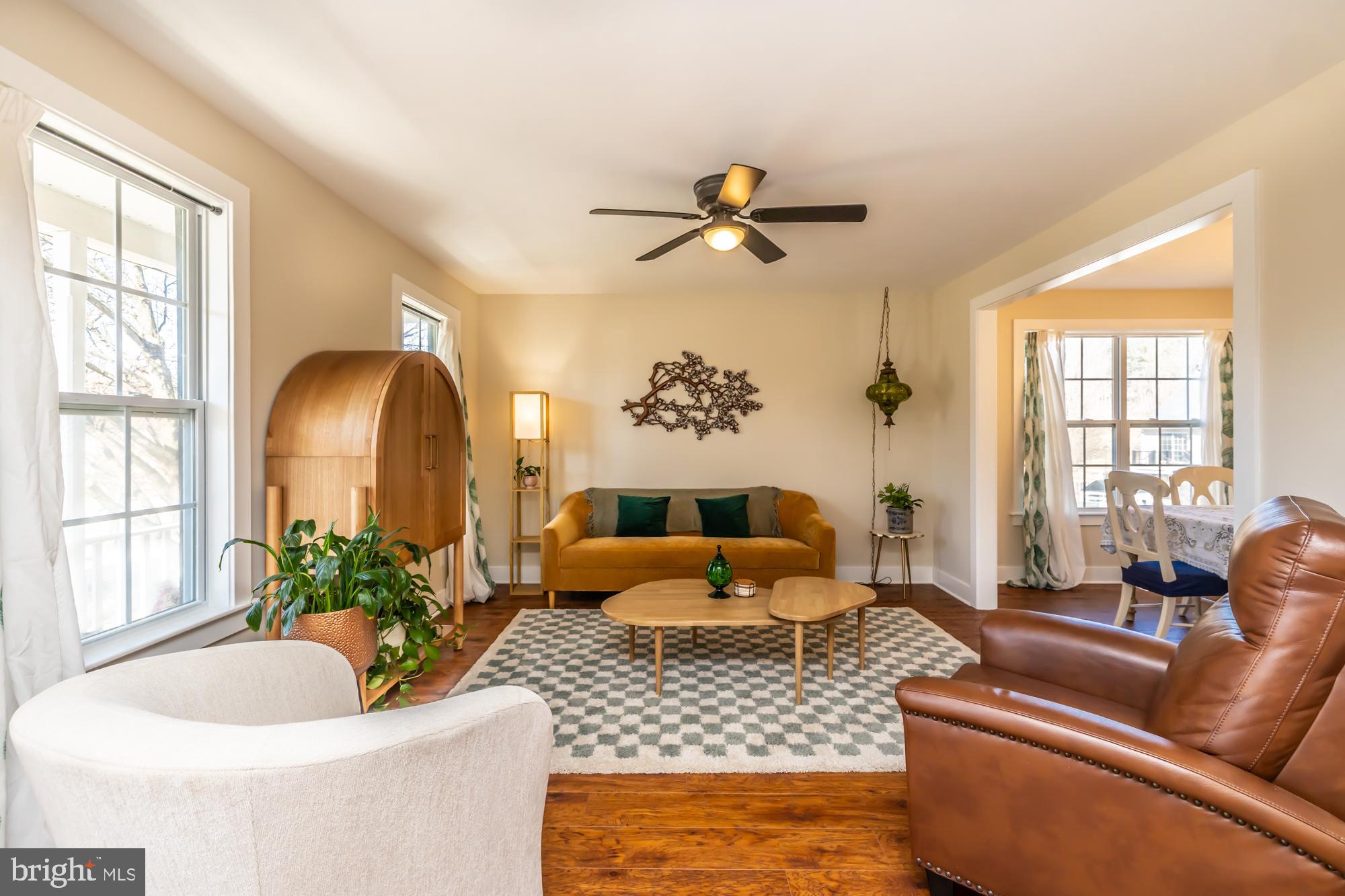 LINKS AT THORNDALE - Residential Lease