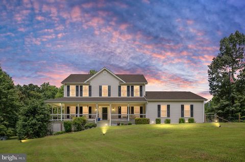 2182 TOWLES ROAD MIDLAND VA 22728