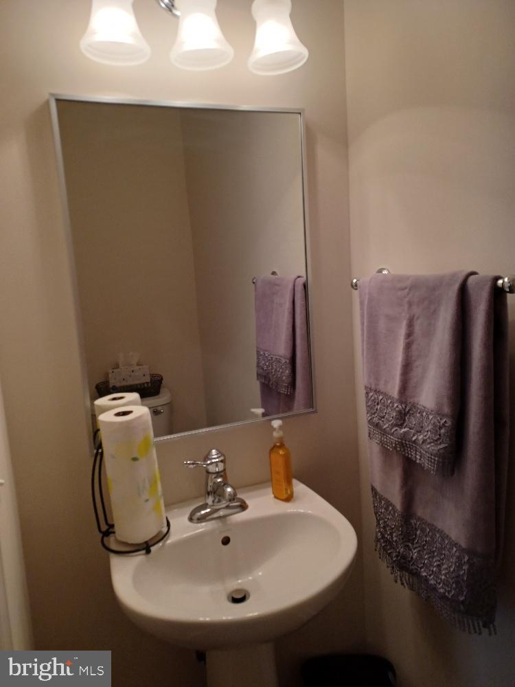 POTOMAC CLUB - Residential