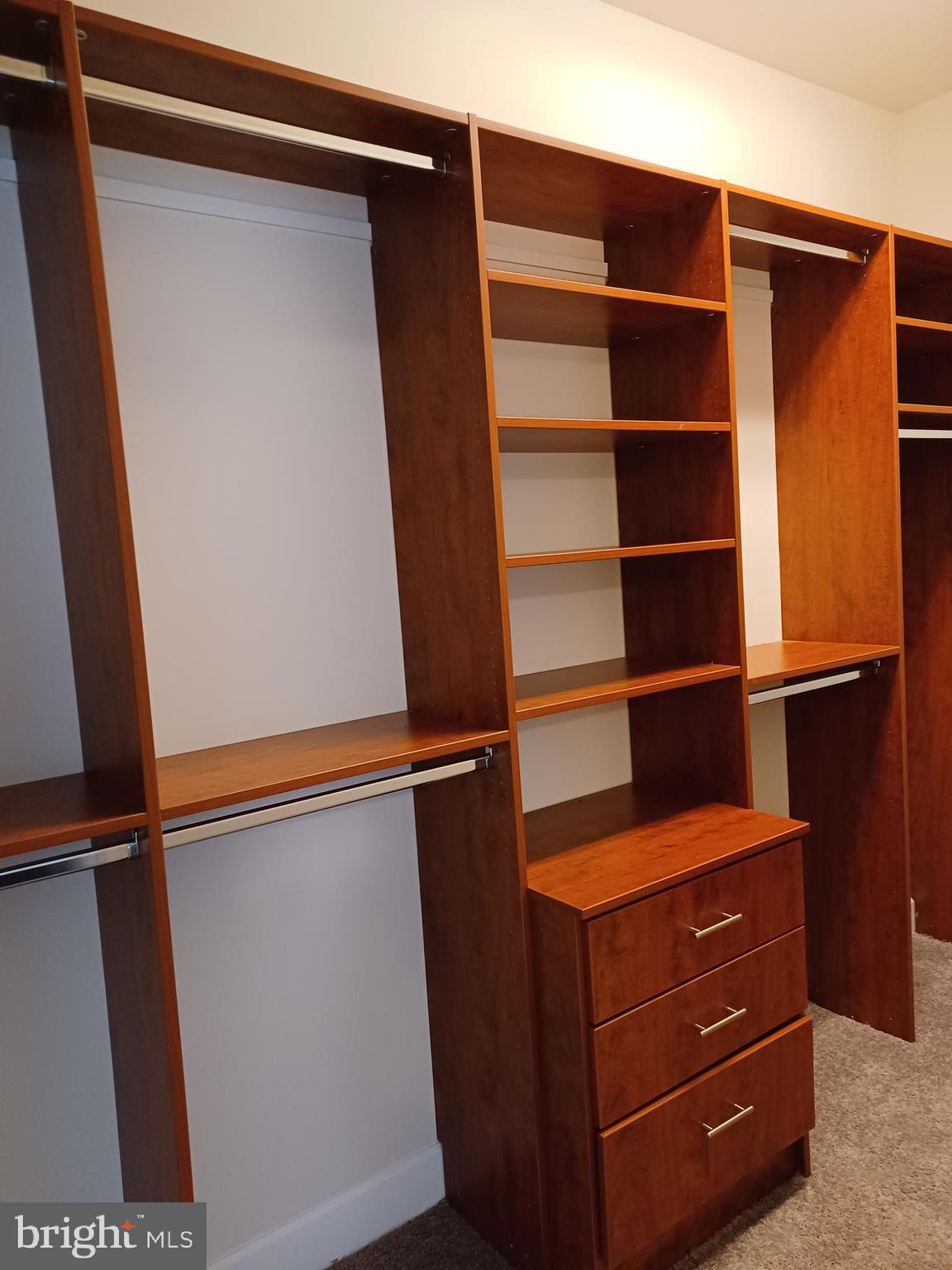 POTOMAC CLUB - Residential