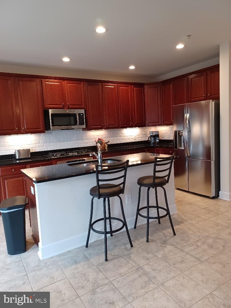 POTOMAC CLUB - Residential