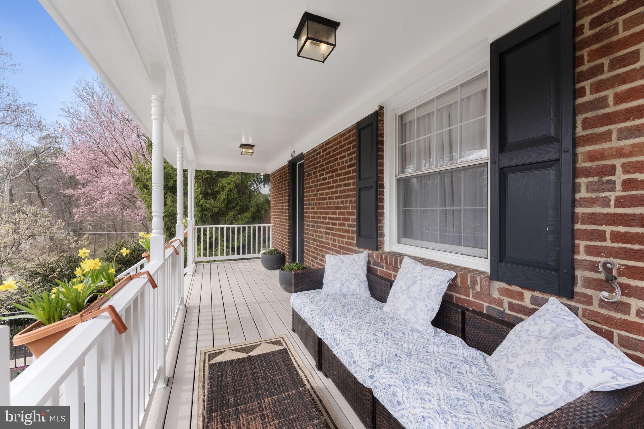 NORTH HILLS - Residential