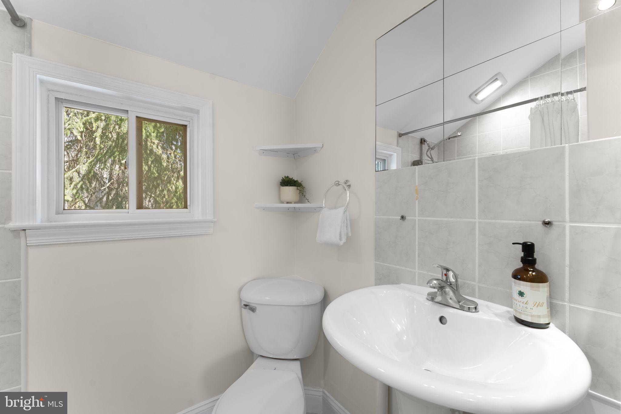 NORTH HILLS - Residential