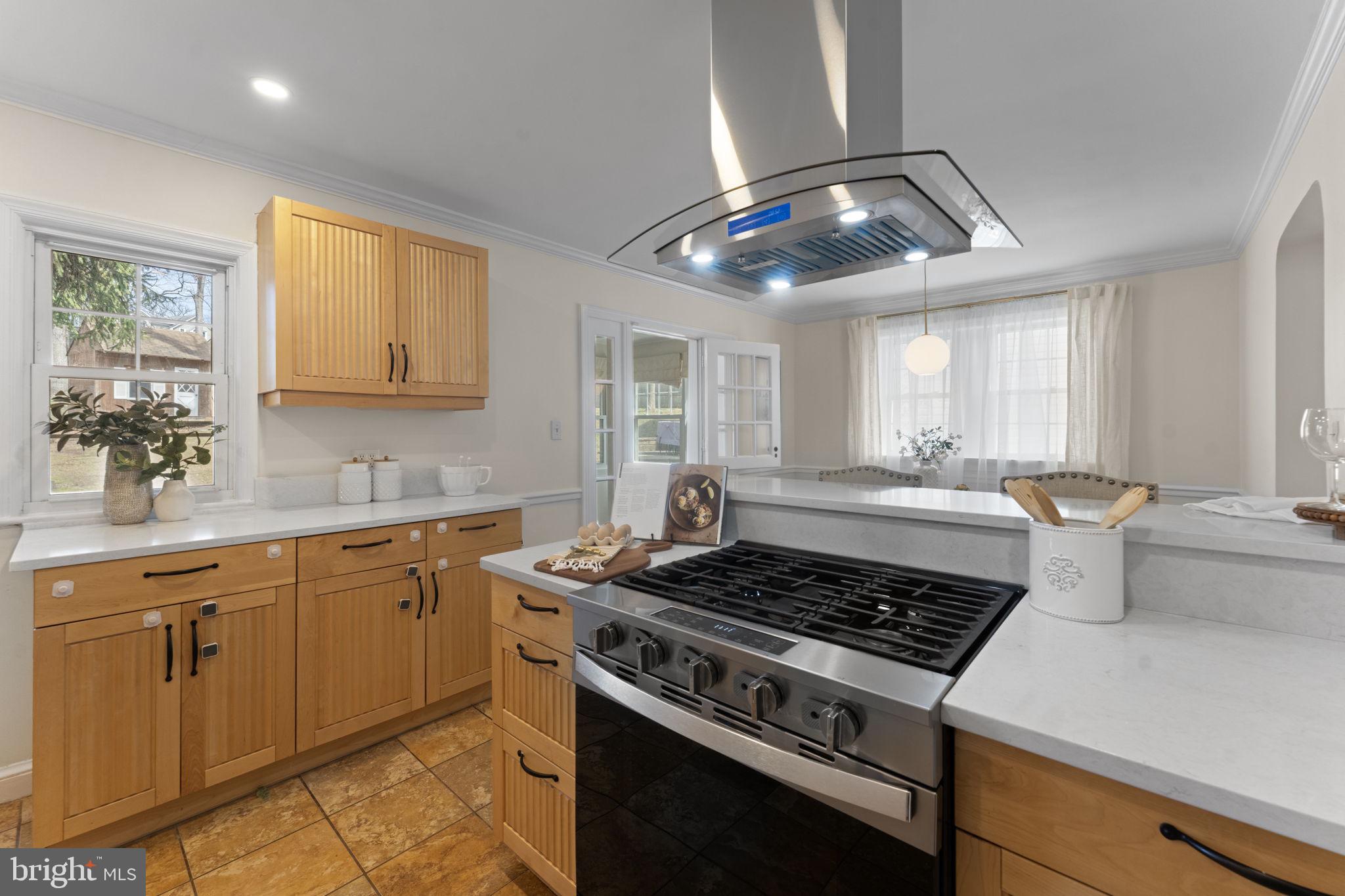 NORTH HILLS - Residential