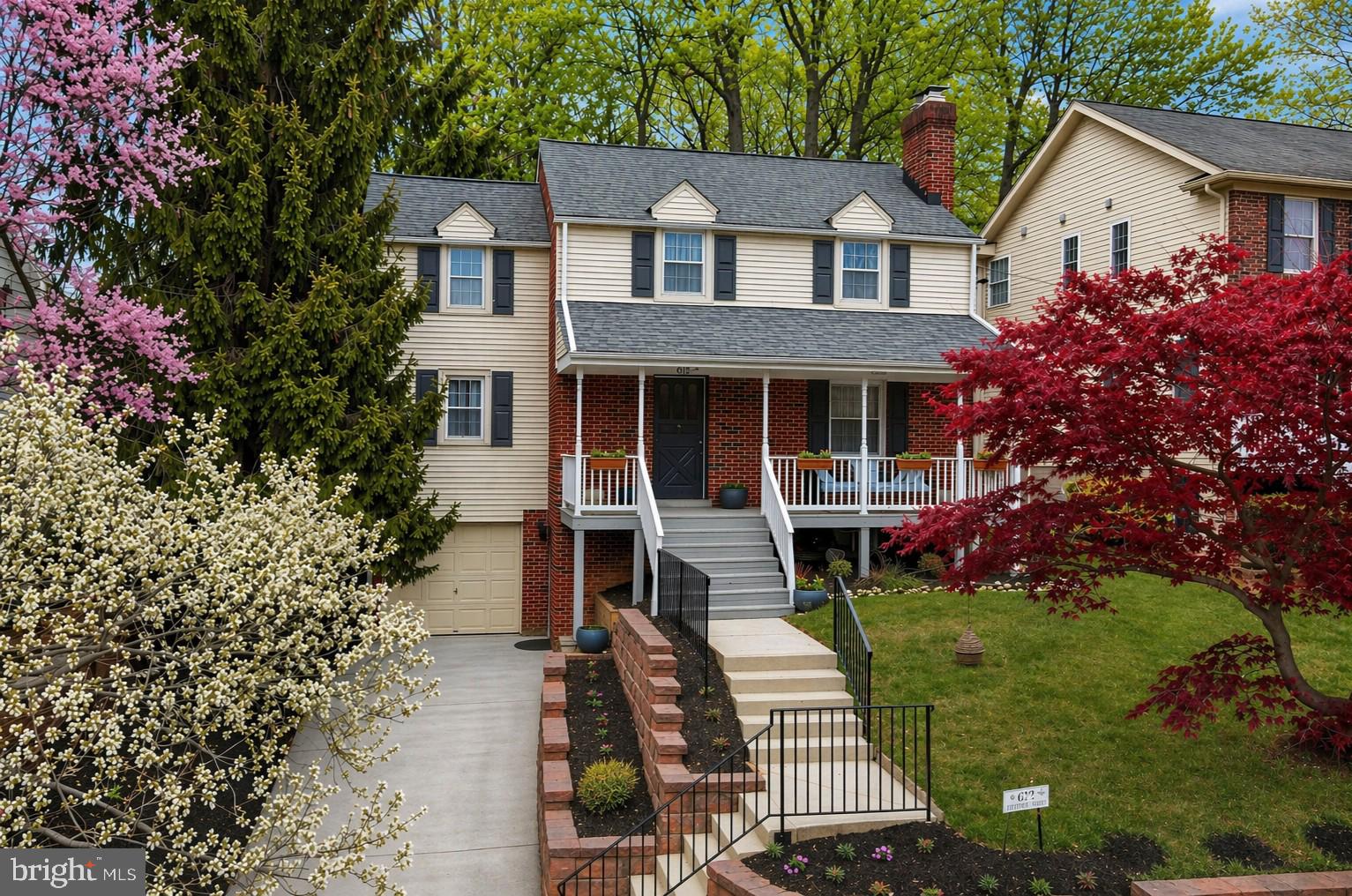 NORTH HILLS - Residential