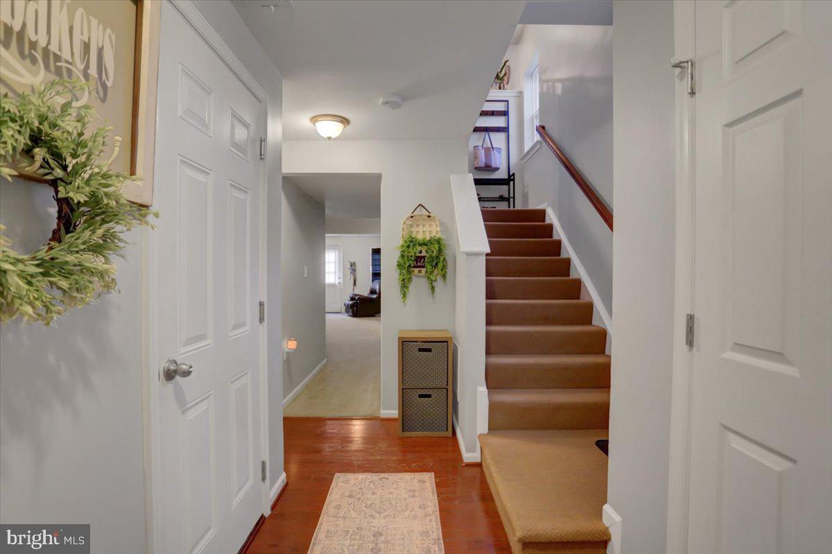 RIVERSIDE VILLAGES - Residential