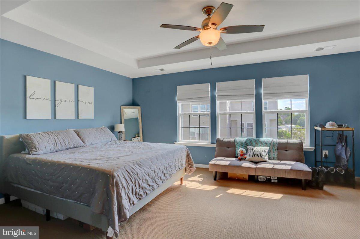 RIVERSIDE VILLAGES - Residential