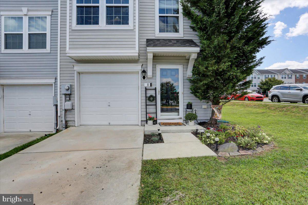 RIVERSIDE VILLAGES - Residential