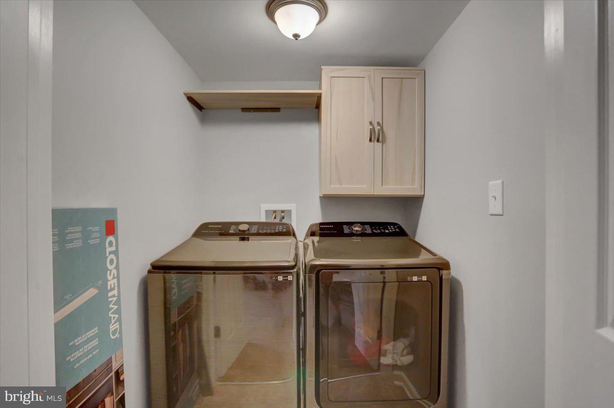 RIVERSIDE VILLAGES - Residential