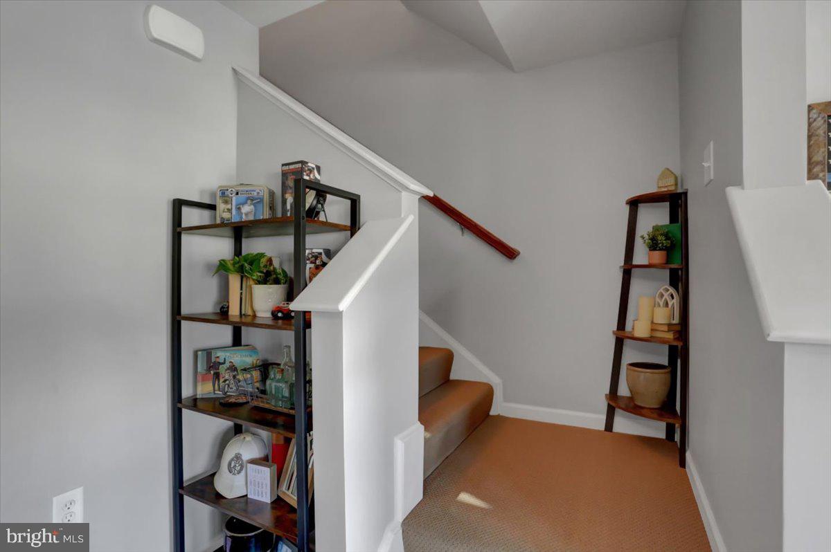 RIVERSIDE VILLAGES - Residential