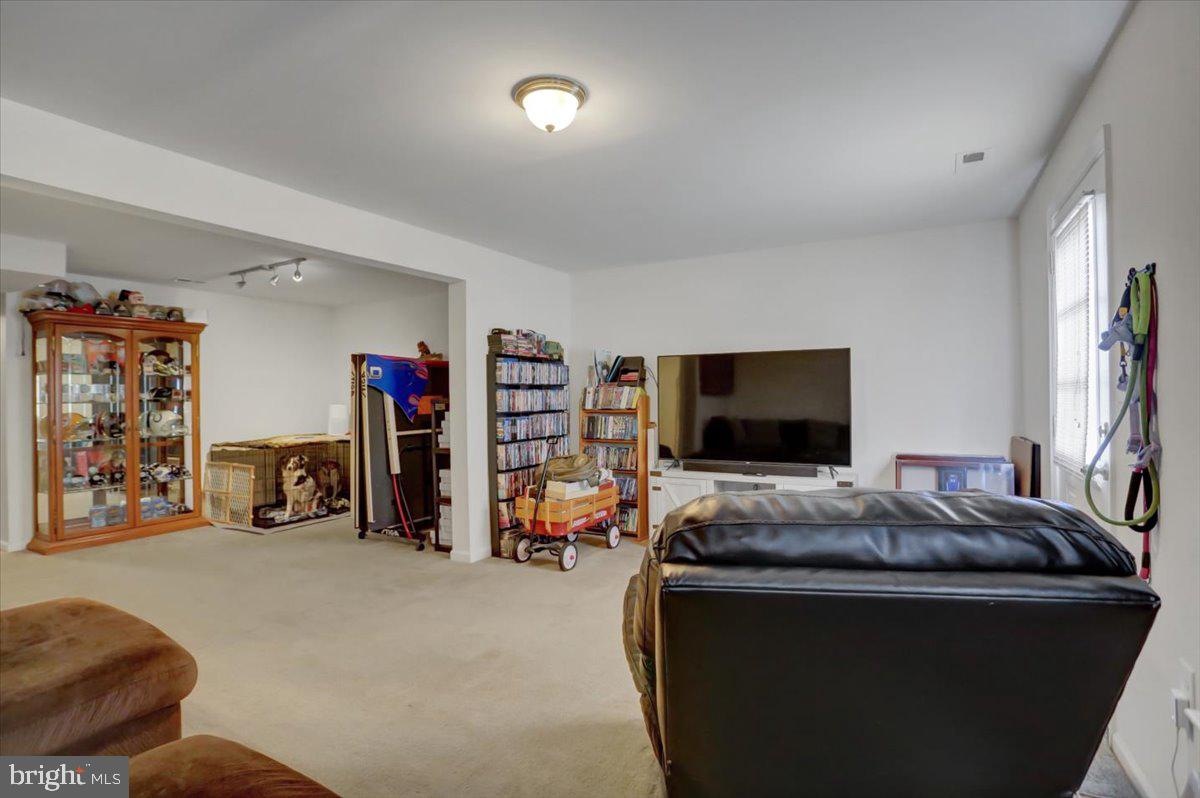 RIVERSIDE VILLAGES - Residential