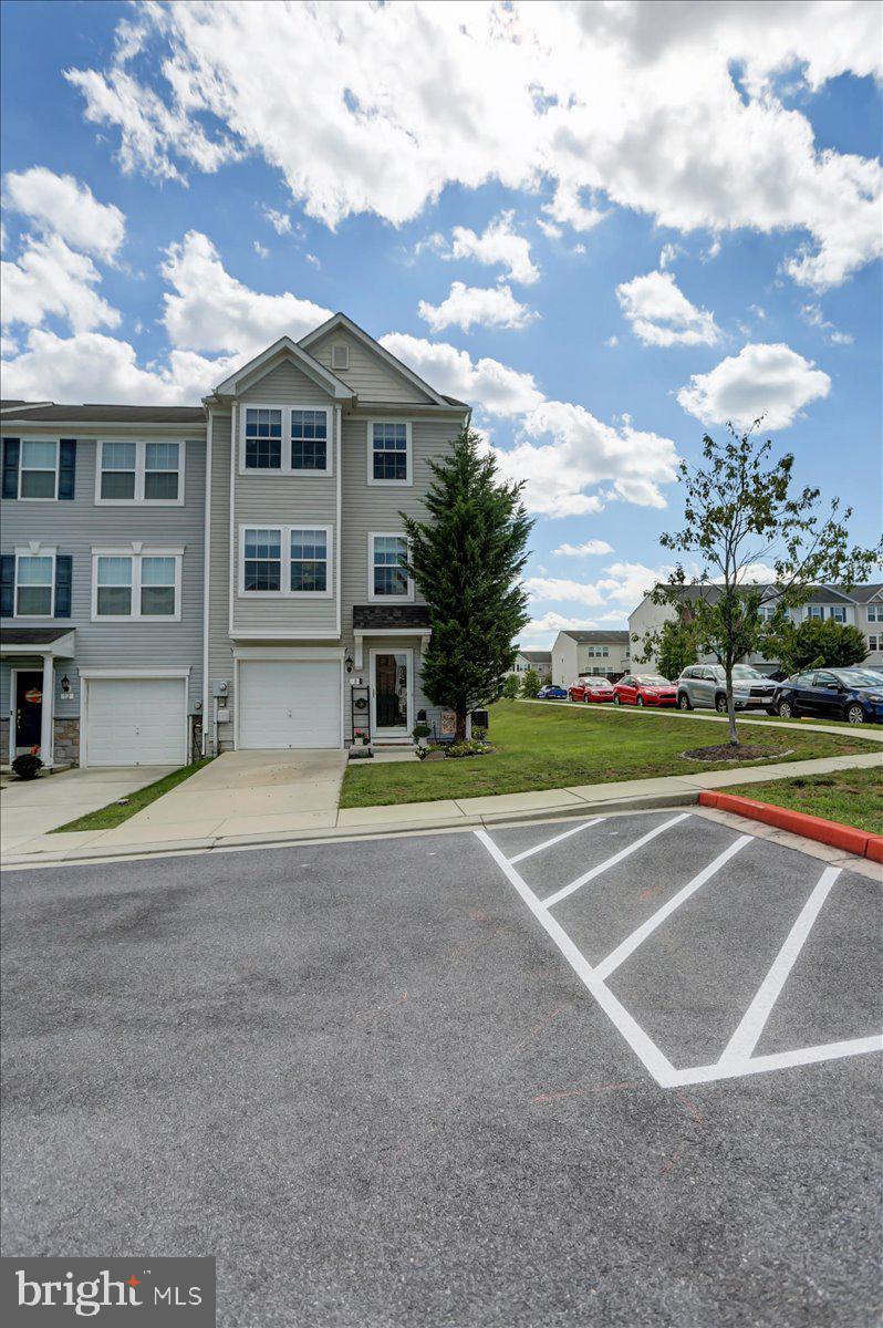 RIVERSIDE VILLAGES - Residential