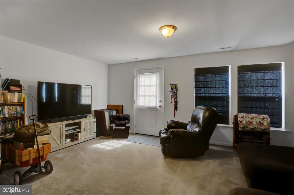 RIVERSIDE VILLAGES - Residential