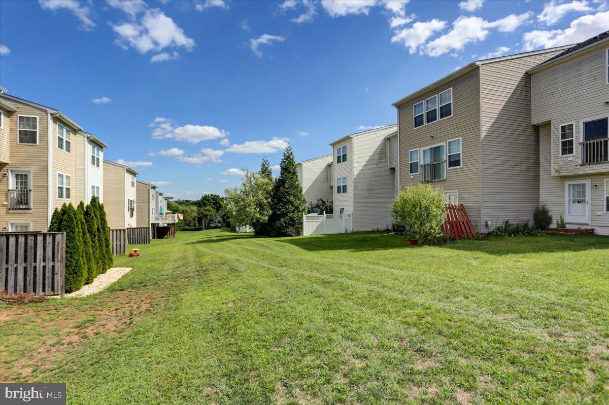 RIVERSIDE VILLAGES - Residential