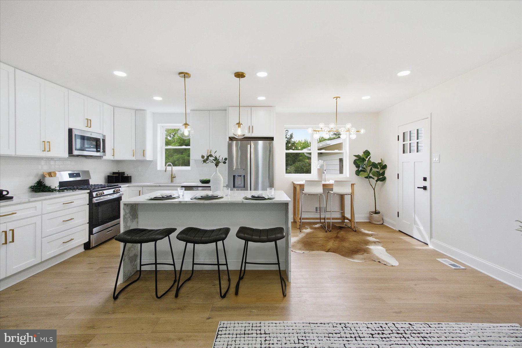 9013 PINEHURST DRIVE