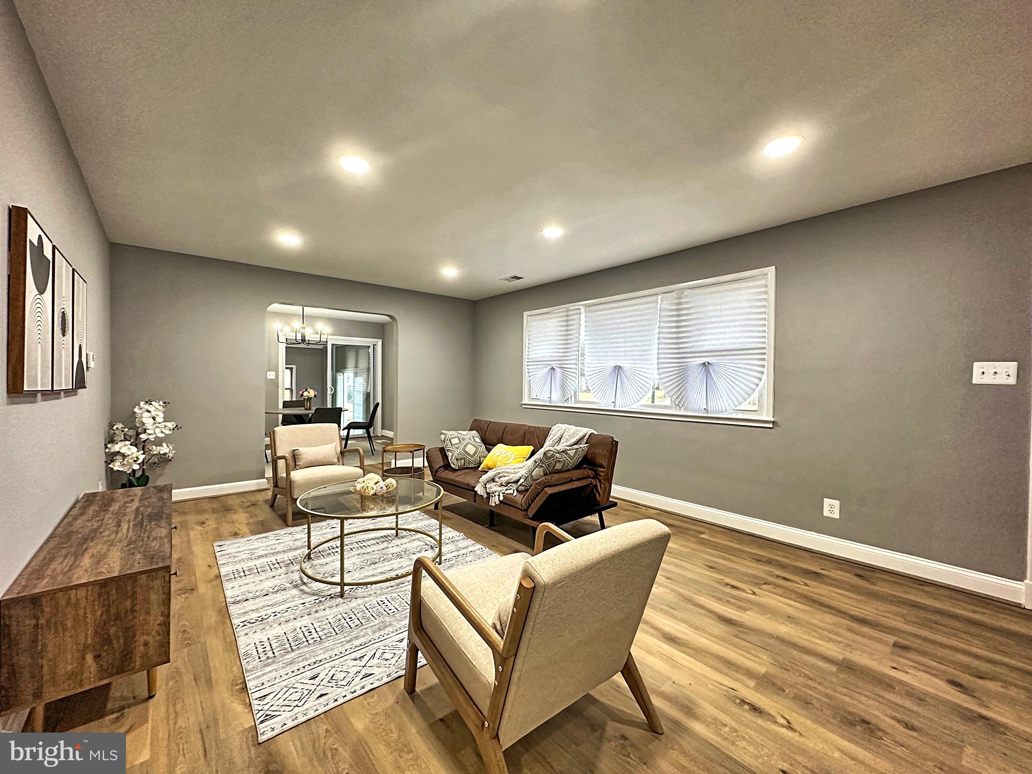 COOLRIDGE ACRES - Residential