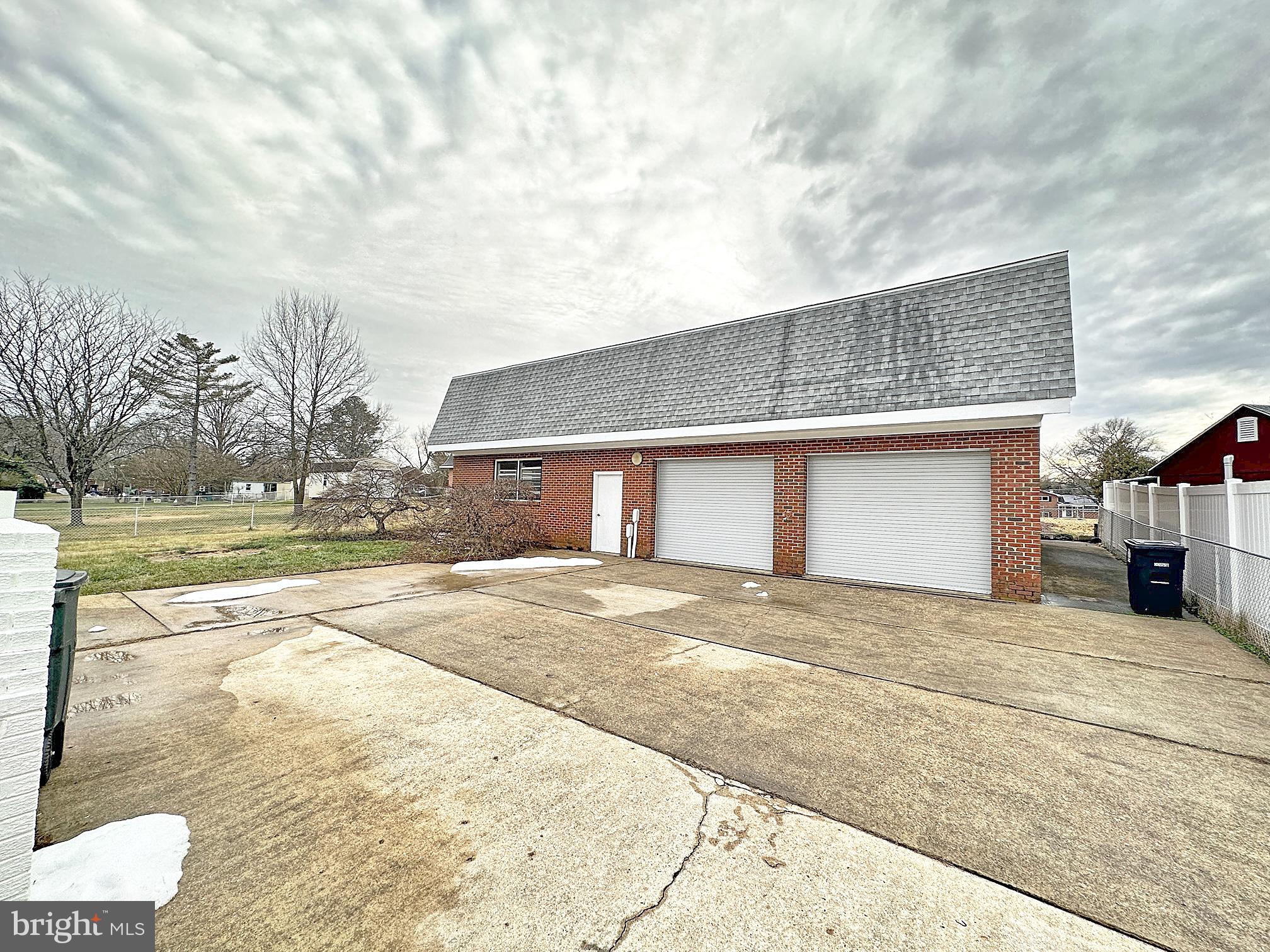 COOLRIDGE ACRES - Residential