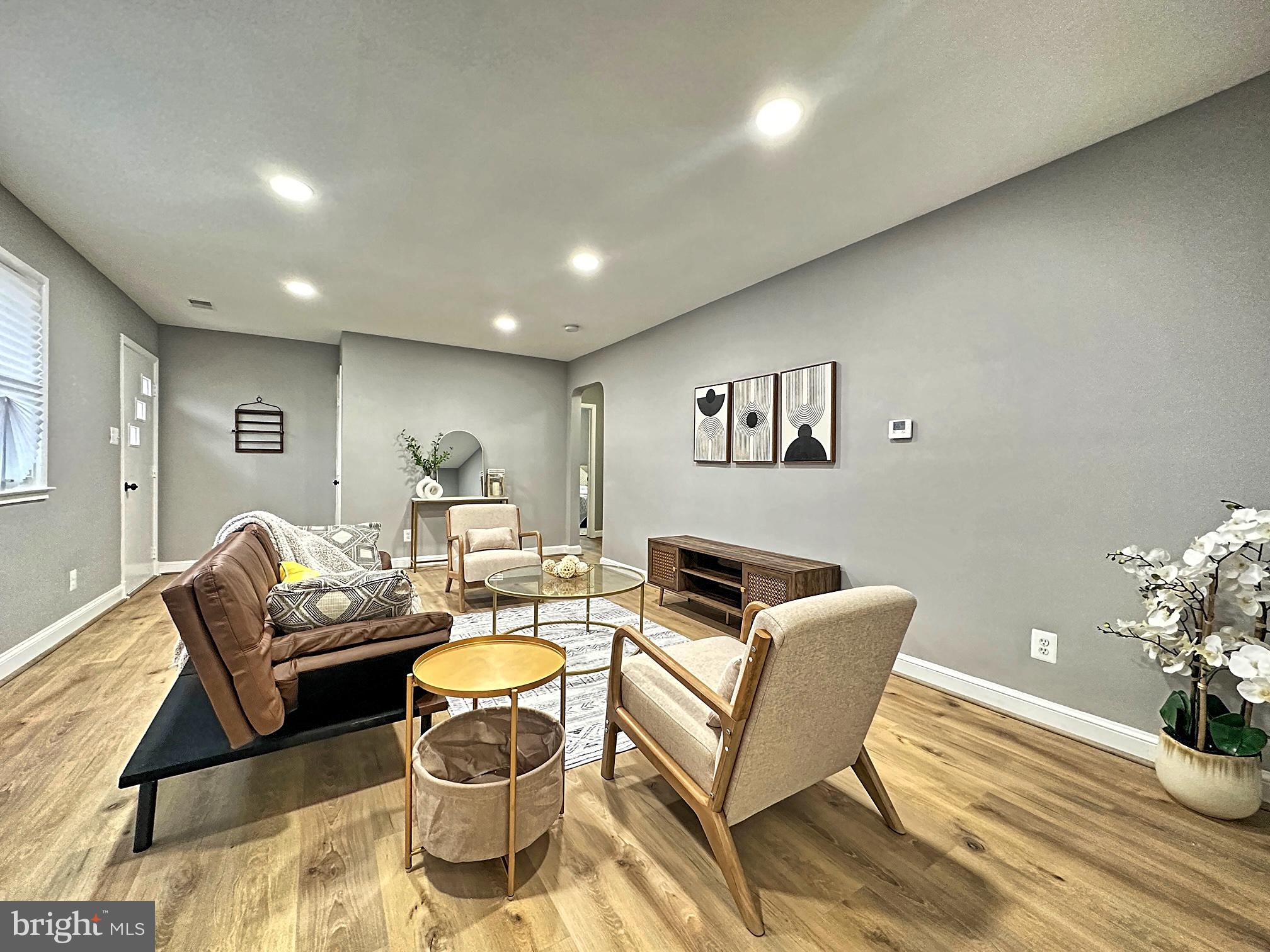 COOLRIDGE ACRES - Residential