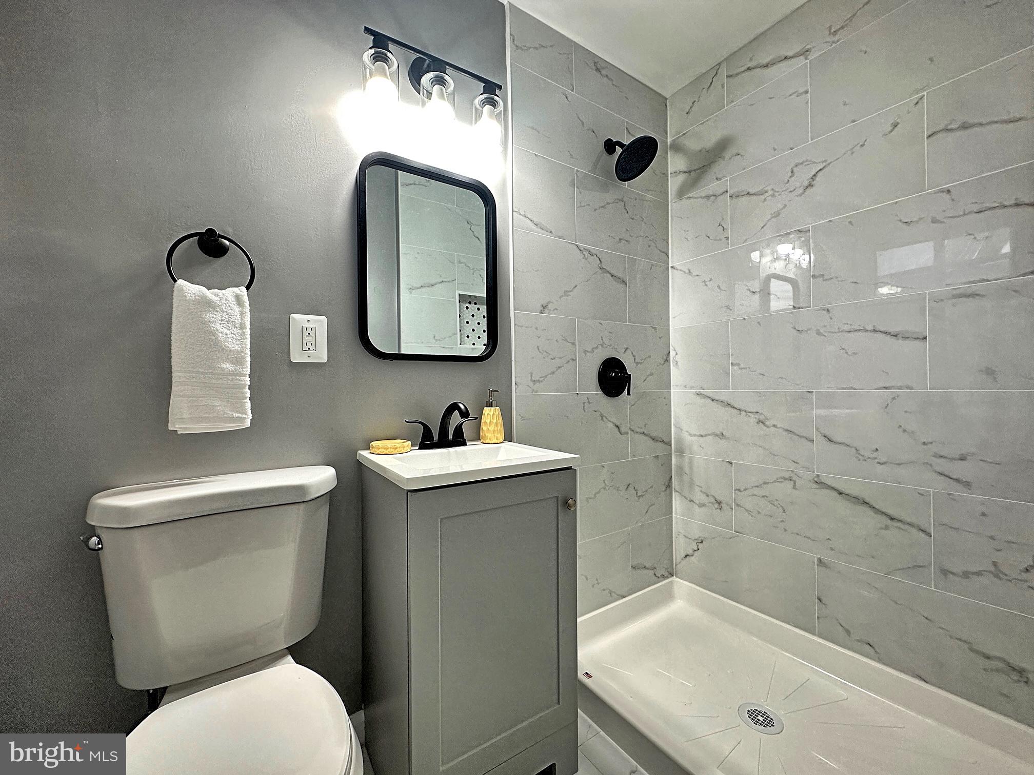 COOLRIDGE ACRES - Residential