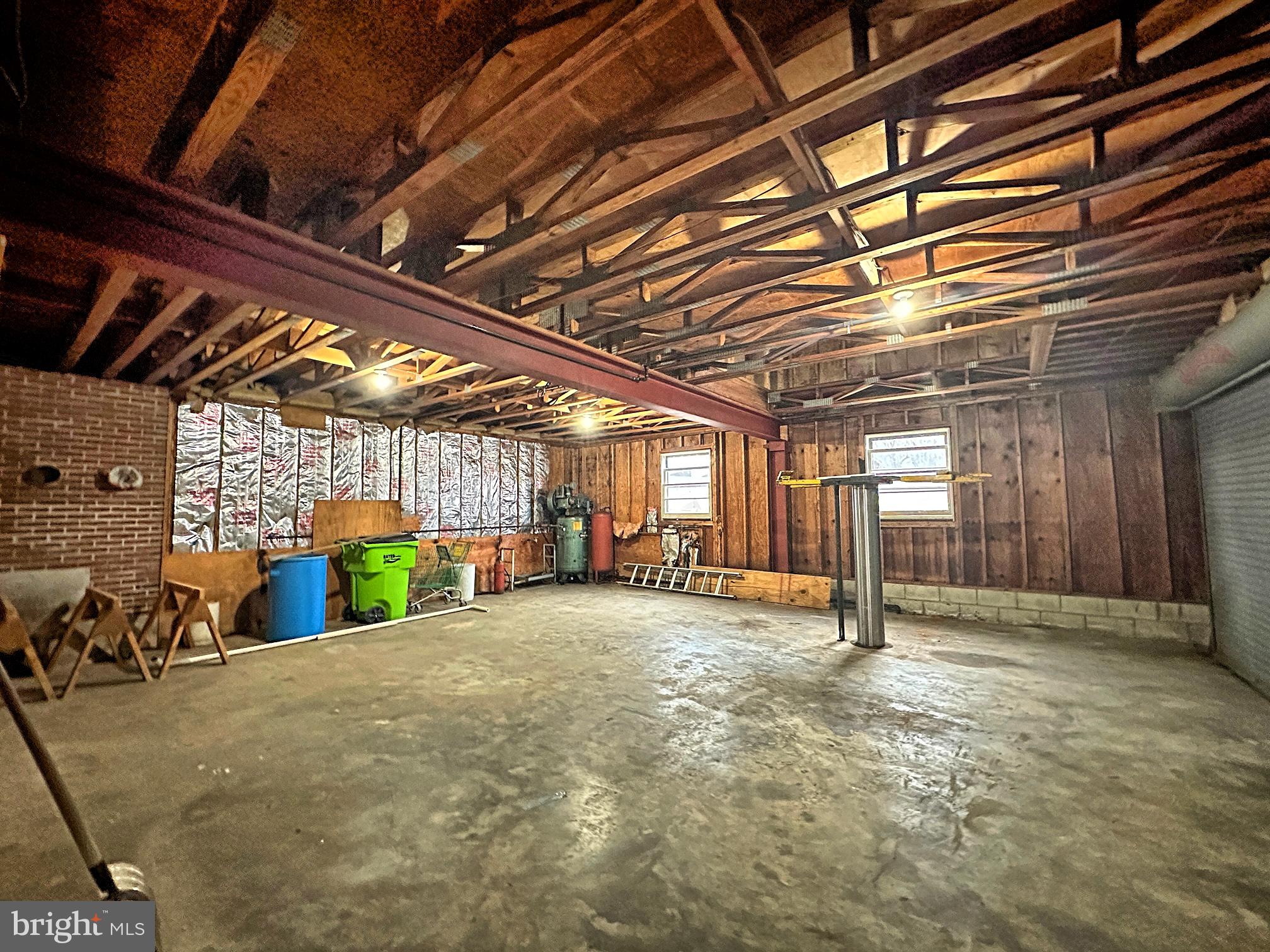 COOLRIDGE ACRES - Residential