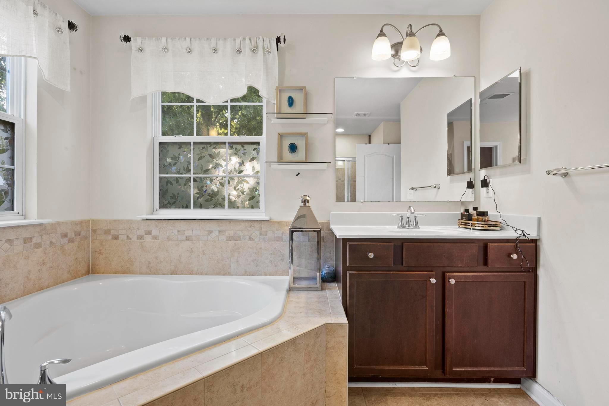 TANYARD SPRINGS - Residential
